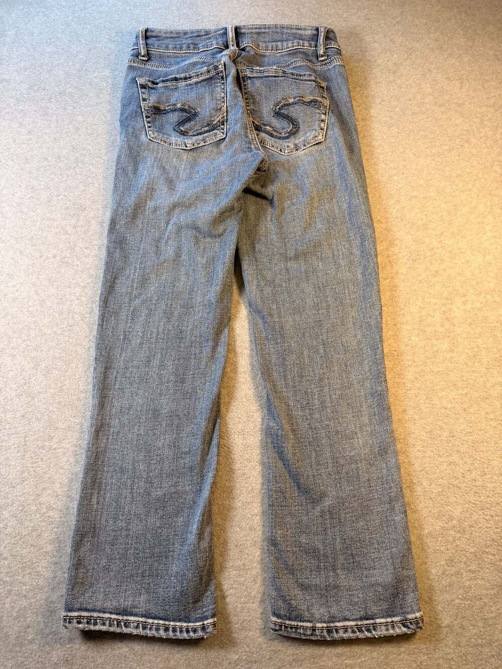 Silver Jeans Co. Suki Distressed Mid Rise Capri Blue Denim Jeans - Picture 9 of 9